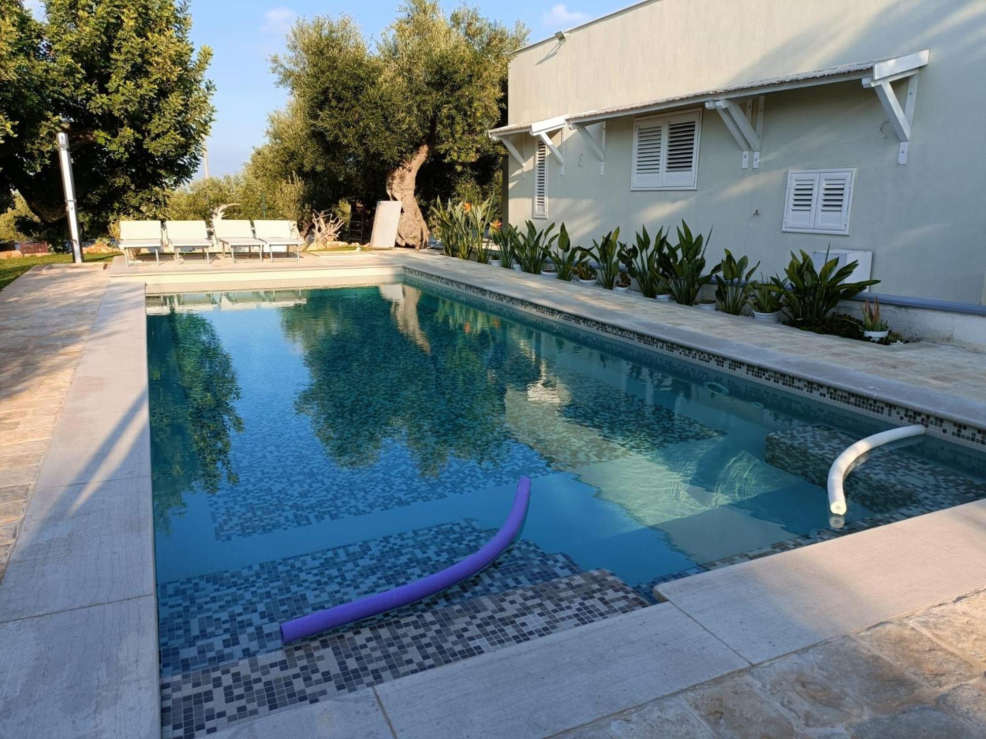 Il Vecchio Carrubo - Villa Con Piscina A Sfioro Macchia di Monte Exterior photo